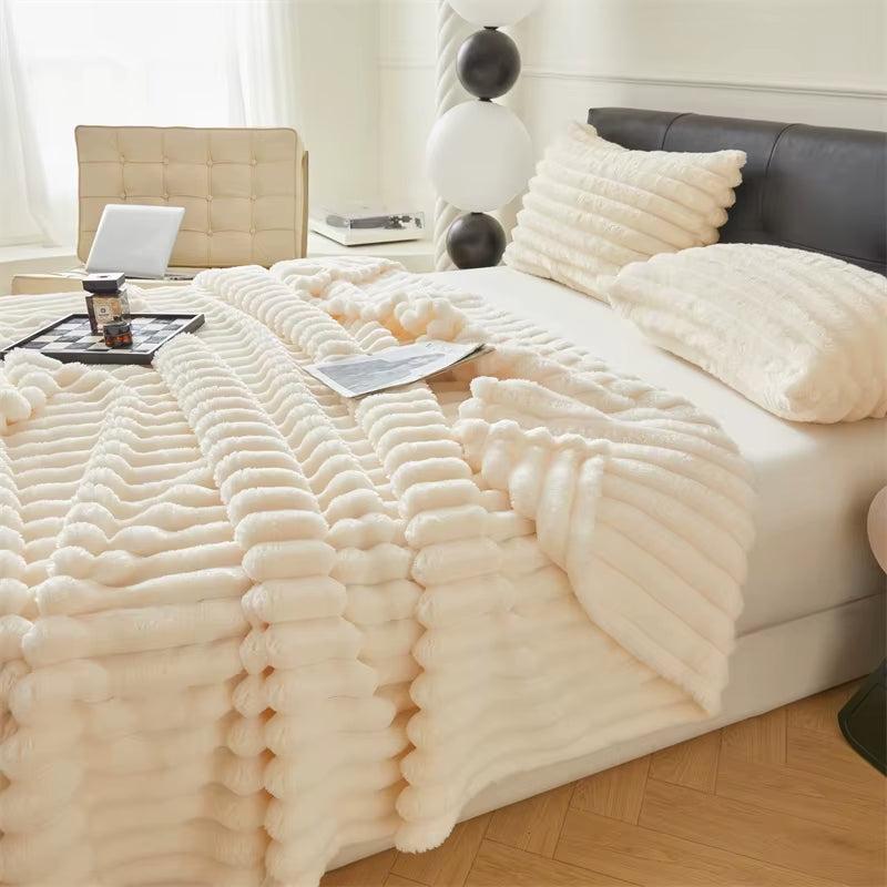 1Pc Throw Blanket for Bed - 250GSM Soft & Warm Fluffy Blanket, Decorative Striped Blankets for Winter Nap / Sleep